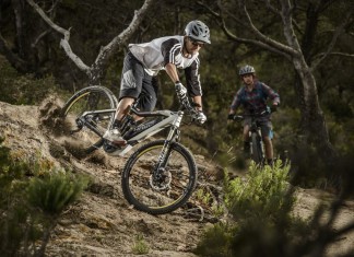 Übermorgen geht´s los – Dortmund im E-Bike-Fieber Epische Trails werden mit dem E-MTB noch traumhafter. Man fliegt nur so die Anstiege hinauf und findet sich plötzlich am Anfang einer weiteren himmlischen Abfahrt.