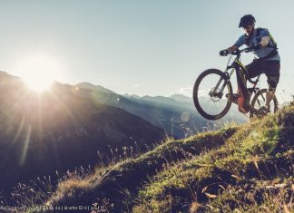 So gehts: Federgabel und Dämpfer beim eMTB einstellen