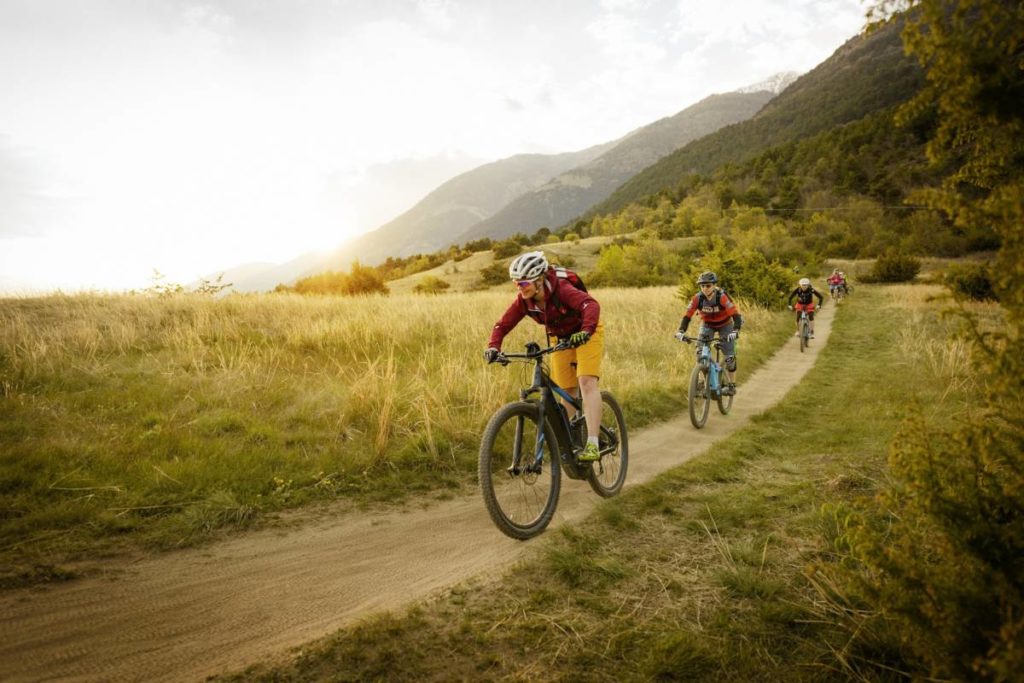 eMountainbiken liegt im Trend. Immer mehr Menschen setzen beim sportlichen Einsatz auf das Fahrrad mit elektrischer Unterstützung – auch beim Women’s Camp in Südtirol. Ein Selbstversuch.