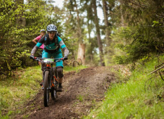Start in die Saison – Auftakt zur Enduro One in Frammersbach Sabika Speros vom AllMountain Racing-Team aus Wiesbaden wurde 20. im Gesamtklassement