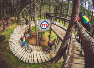 Livigno – Bikeaction for free – Parkeröffnung am 9. Juni Der Bikepark Mottolino in Livigno ist 2005, anlässlich der Mountainbike Weltmeisterschaft, entstanden und seitdem immer weiter ausgebaut worden.