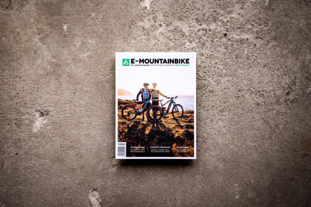 Ein dickes Pfund die Print-Edition des E-Mountainbike-Magazins.