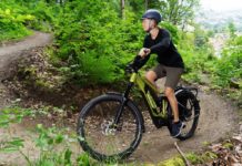 FLYER gewinnt Design & Innovation Award 2020 mit sportlichem Crossover E-Bike Goroc4 Das Crossover von Flyer Goroc4
