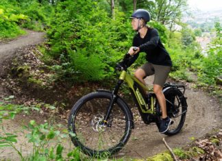 FLYER gewinnt Design & Innovation Award 2020 mit sportlichem Crossover E-Bike Goroc4 Das Crossover von Flyer Goroc4